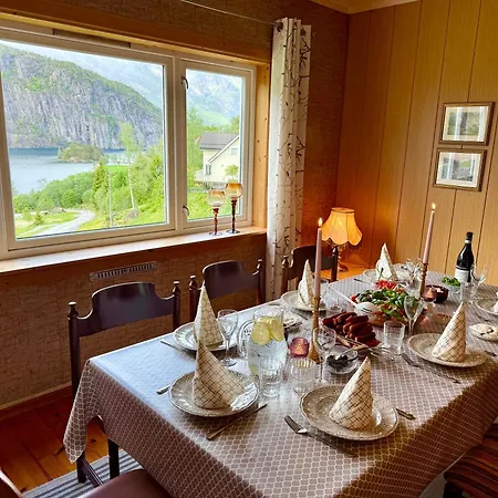 Dispen Stryn